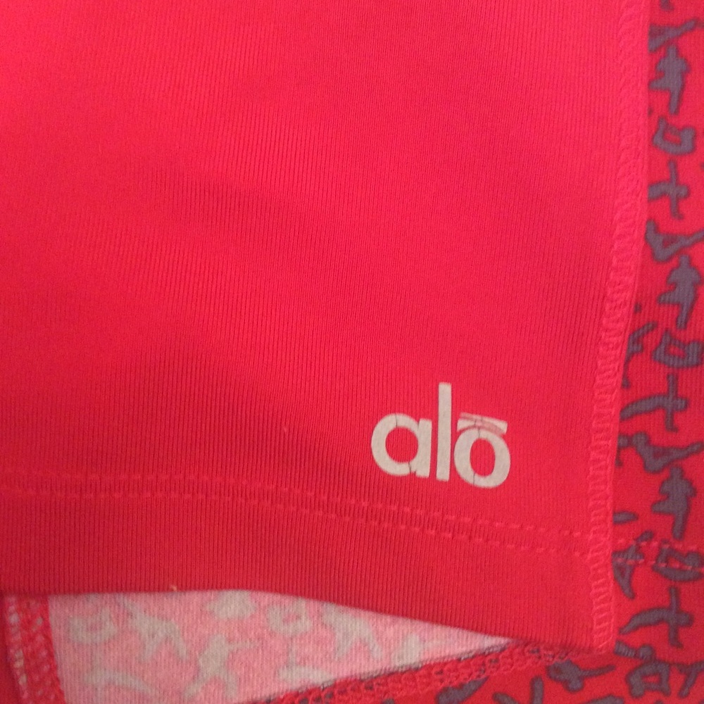Alo Yoga “Poses” Print Red Racerback Tank Top RARE - Picture 7 of 8